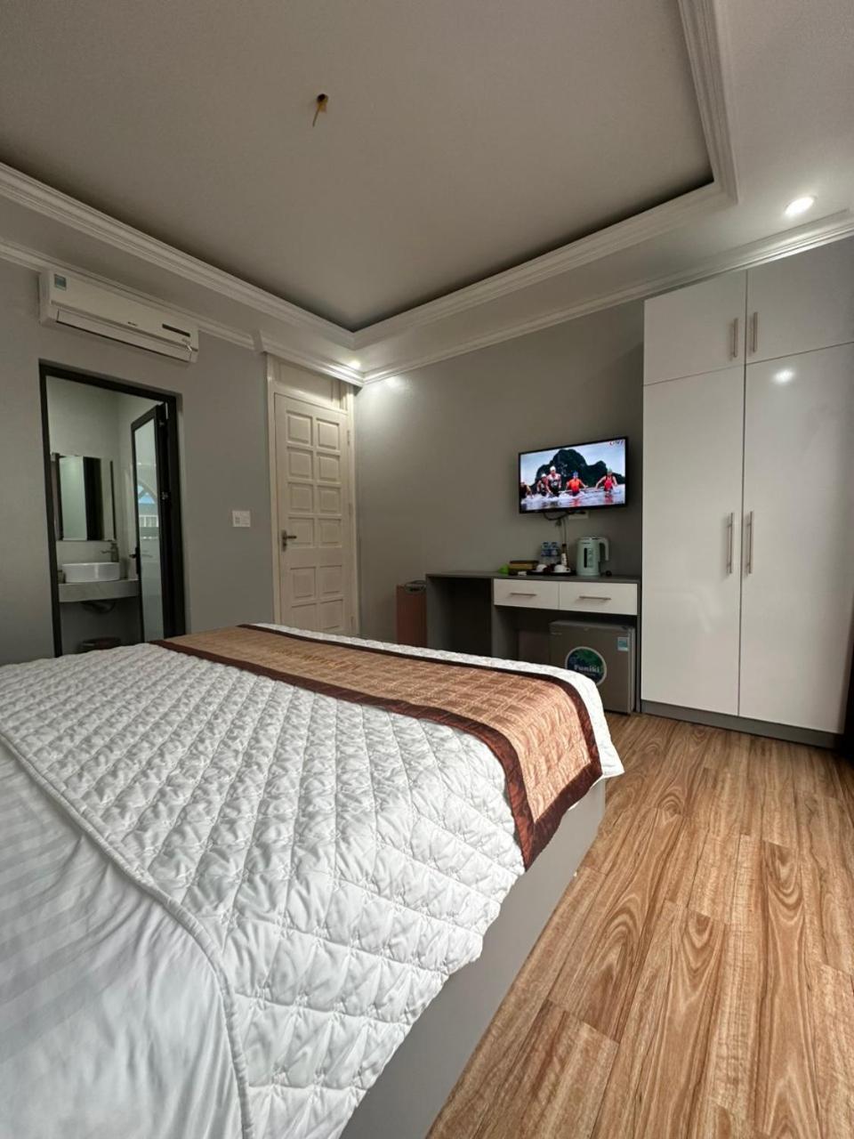 Viet Hoang Hotel Ha Long Exteriér fotografie